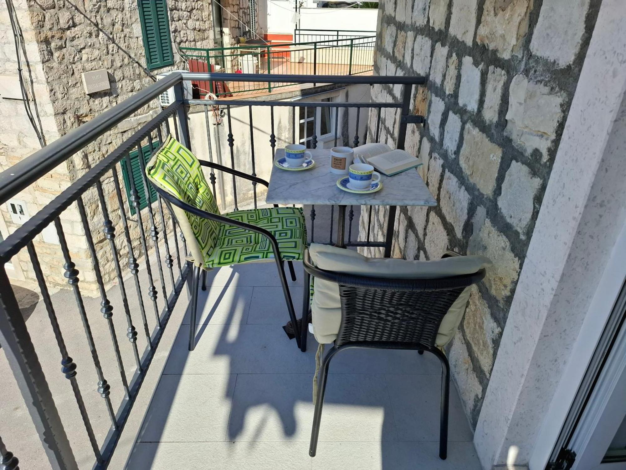 Apartment Kastilac คาชเตลา ภายนอก รูปภาพ