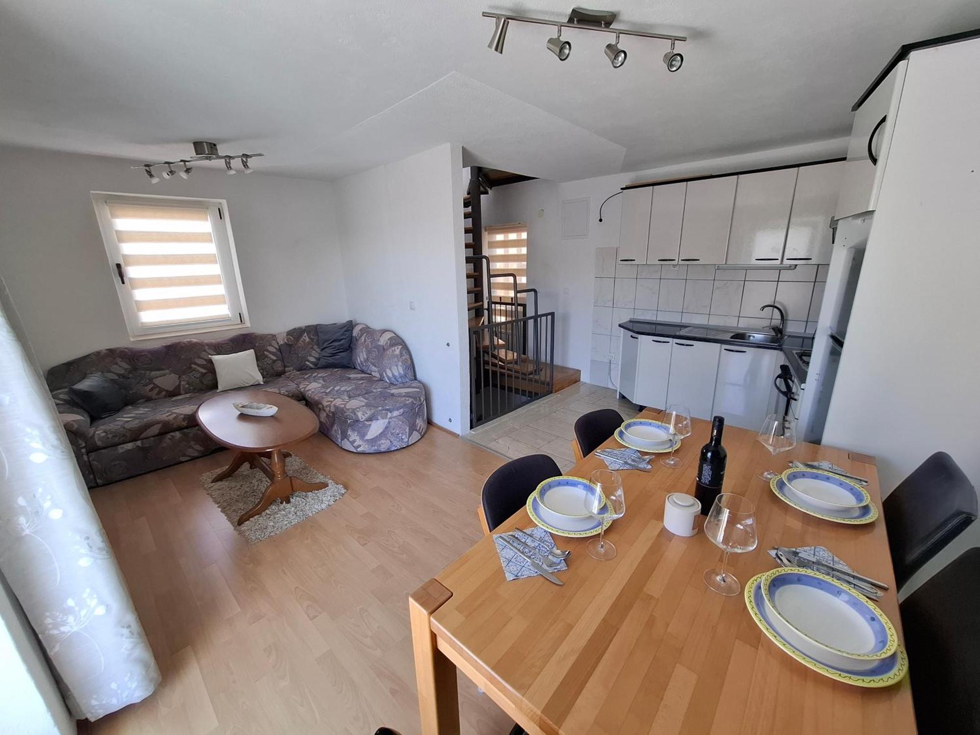 Apartment Kastilac คาชเตลา ภายนอก รูปภาพ