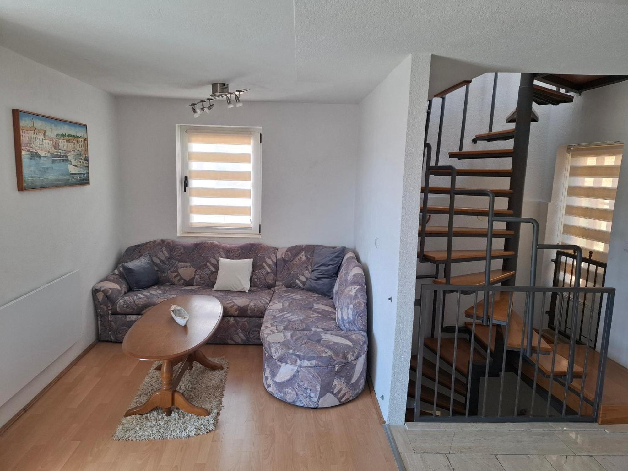 Apartment Kastilac คาชเตลา ภายนอก รูปภาพ