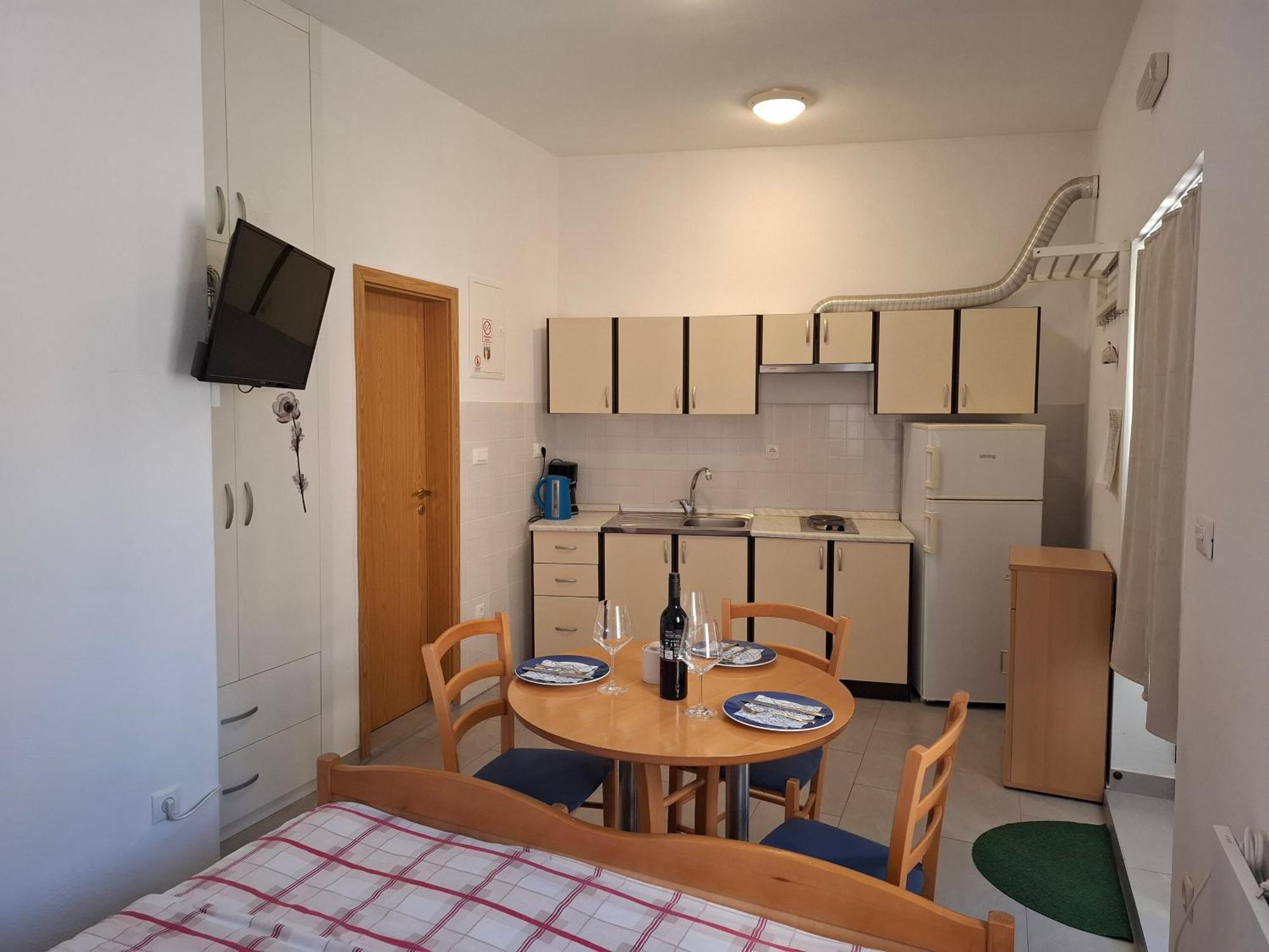 Apartment Kastilac คาชเตลา ภายนอก รูปภาพ