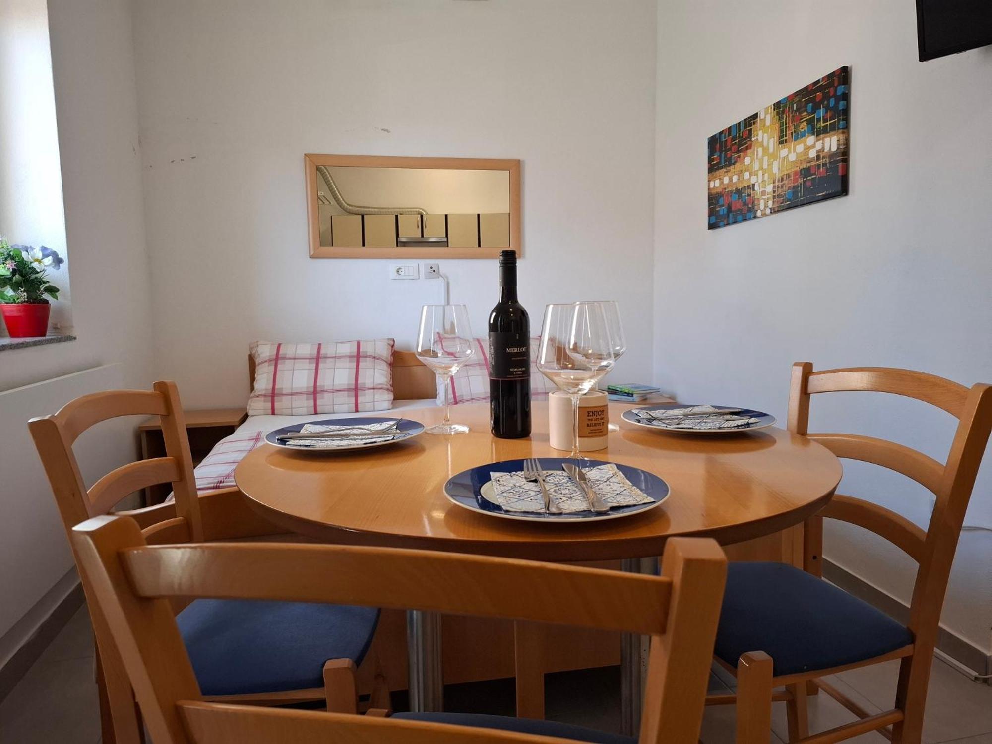 Apartment Kastilac คาชเตลา ภายนอก รูปภาพ