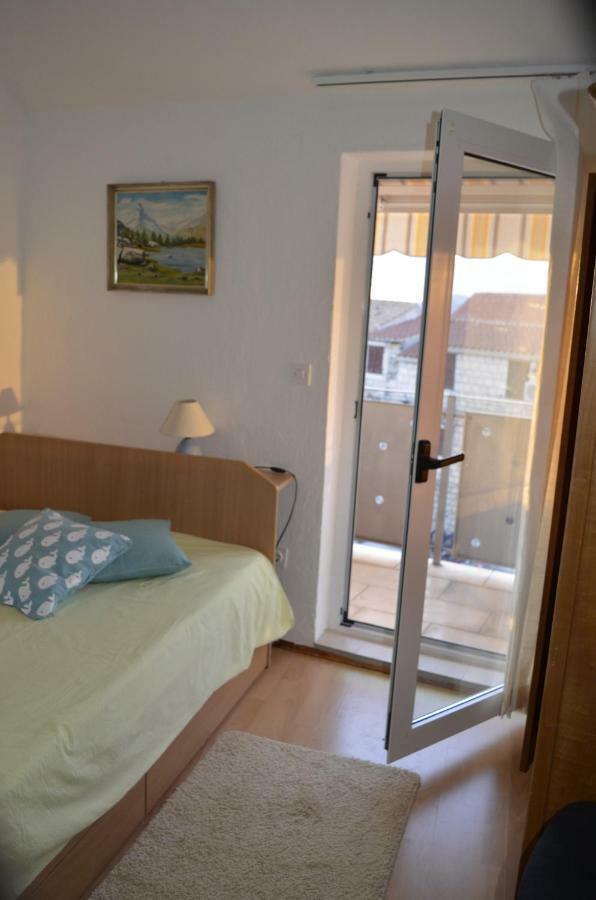 Apartment Kastilac คาชเตลา ภายนอก รูปภาพ