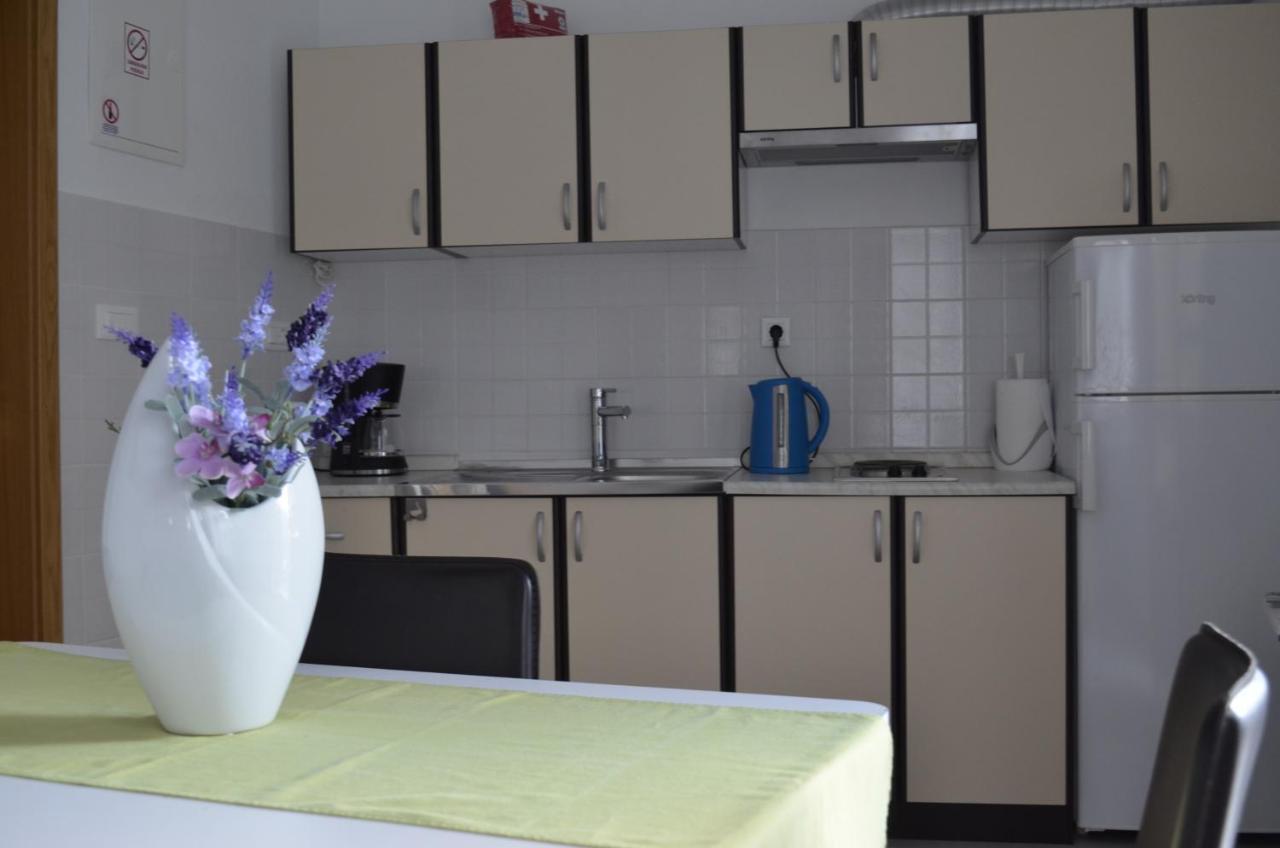 Apartment Kastilac คาชเตลา ภายนอก รูปภาพ